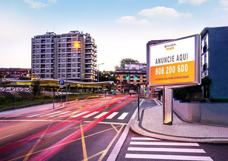Outdoor Digital